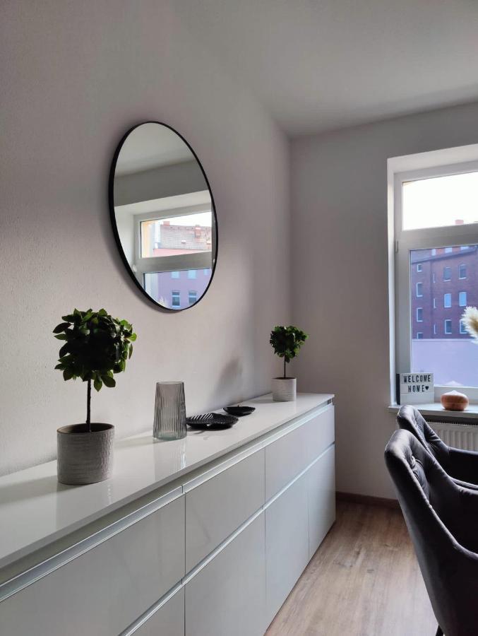 Neu Sanierte Wohnung Mit Balkon Und Stellplatz Erfurt Kültér fotó