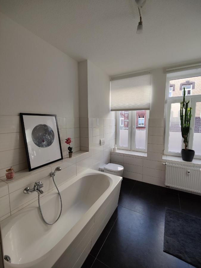 Neu Sanierte Wohnung Mit Balkon Und Stellplatz Erfurt Kültér fotó