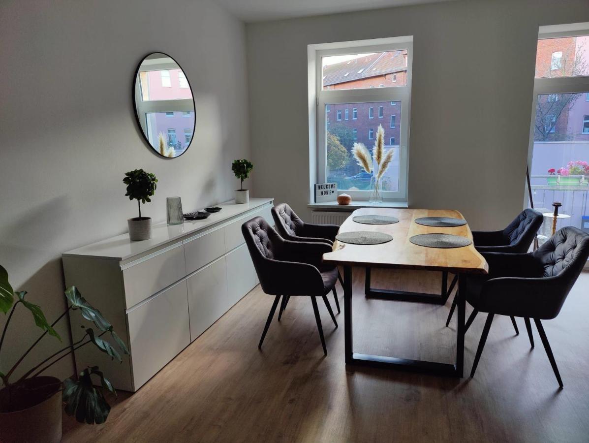 Neu Sanierte Wohnung Mit Balkon Und Stellplatz Erfurt Kültér fotó